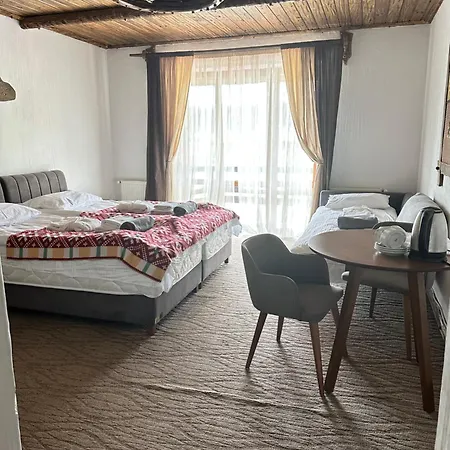 Отель Gora Буковель