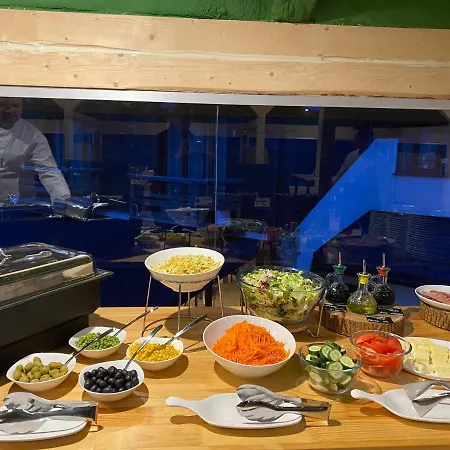 Gora Hotel